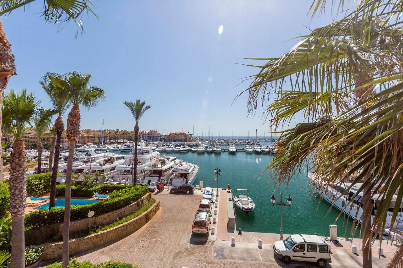 First Line Penthouse In Puerto Sotogrande With Seaviews Διαμέρισμα