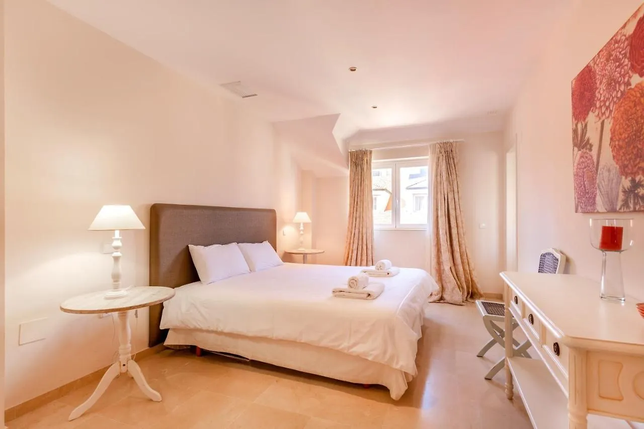 First Line Penthouse In Puerto Sotogrande With Seaviews Διαμέρισμα